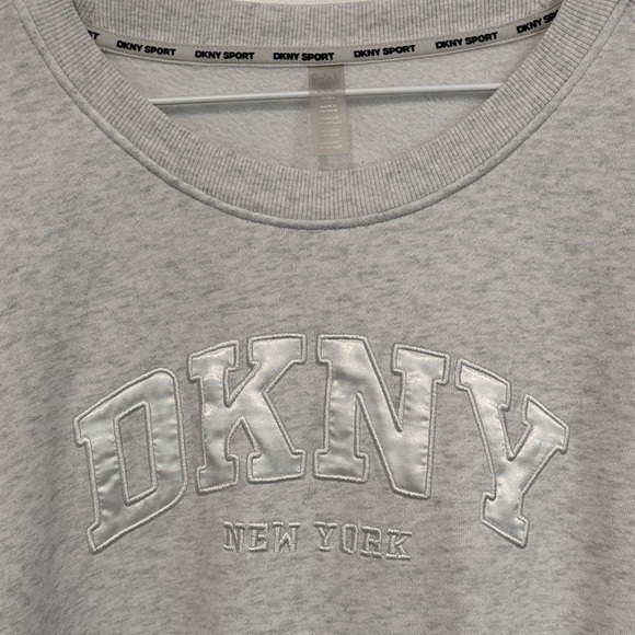 DKNY Sweatshirt Light Gray - Picture 2 of 7